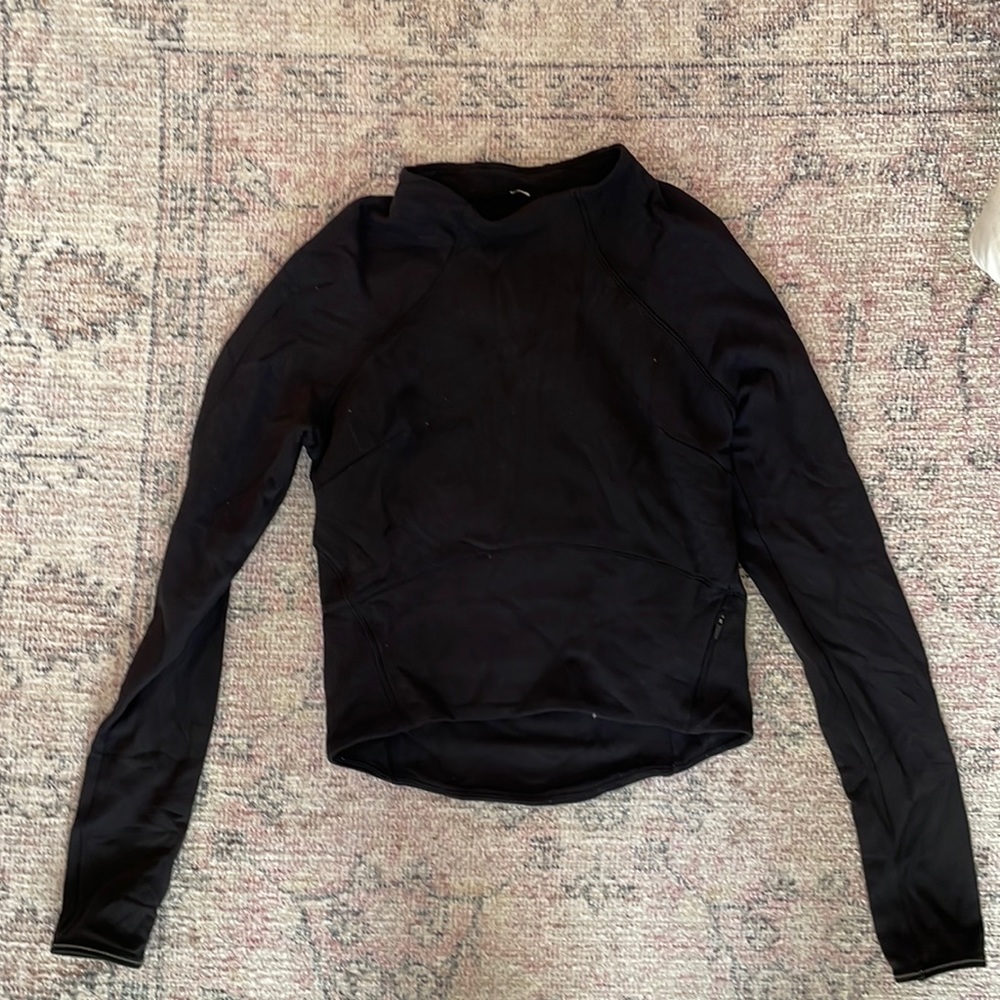 Lululemon long sleeve top